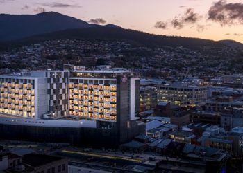 Hobart hotels gain ground as daily revenue slips across major cities, Accommodation Australia reports