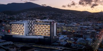 Hobart hotels gain ground as daily revenue slips across major cities, Accommodation Australia reports