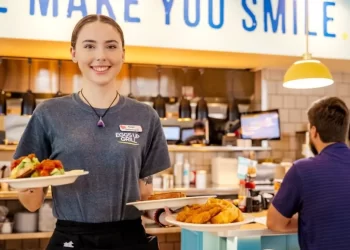 Eggs Up Grill Plans Expansion in Dallas-Fort Worth Metroplex