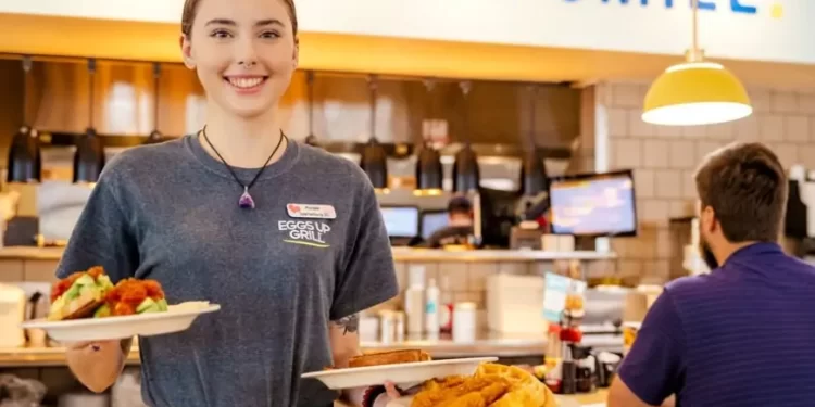 Eggs Up Grill Plans Expansion in Dallas-Fort Worth Metroplex