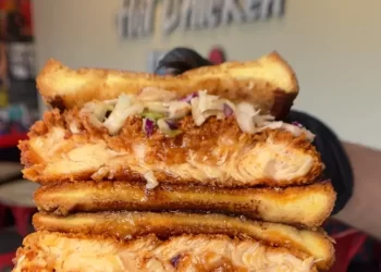 The Red Chickz Announces Expansion with Three New Units in Bakersfield, CA