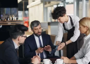 What the Department of Labor Says About Restaurant Managers Taking Tips & How to Stay Compliant – By Chuck Simikian