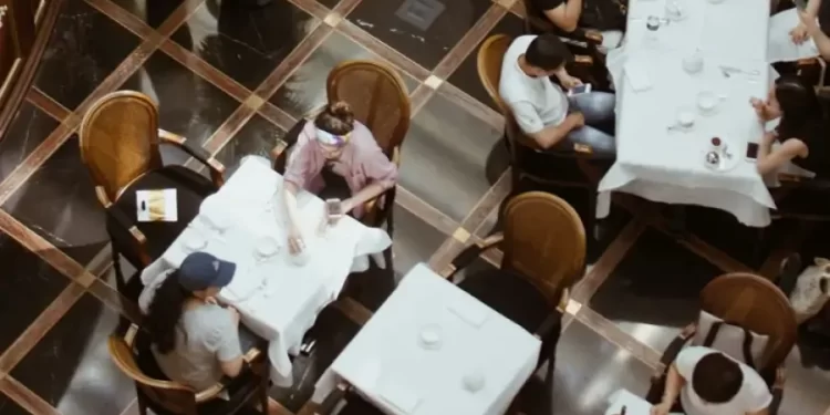 Full-service Restaurant Chains Are Winning Back Customers With New Menu Items and Operational Improvements, Report Finds