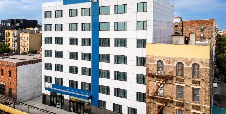 GLō Best Western Bronx Opens — LODGING