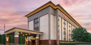 HREC Facilitates Sale of Hampton Inn Denver-International Airport