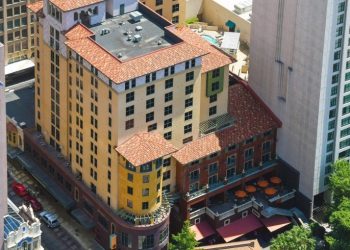 Sonnenblick-Eichner Company Arranges Financing for Texas Hotel