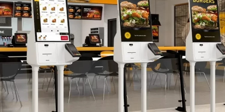 Experts: How Tech Improves the Dining Experience