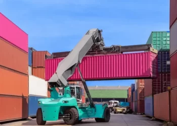 U.S. Imports Jump to Record High in January in Anticipation of New Tariffs