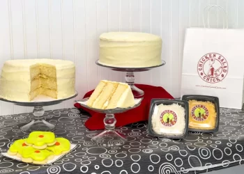 Chicken Salad Chick Acquires Piece of Cake Bakery