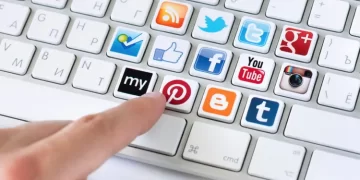 Fake Reviews: Can We Trust What We Read Online As Use of AI Explodes? – The Guardian