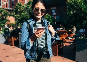 Restaurant Operators Turn to Tech to Offset High Costs