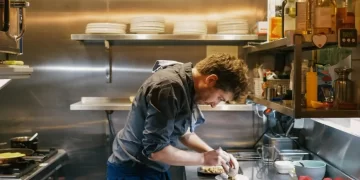 Proven Tips to Increase Restaurant Revenue and Profitability – By Heather Apse