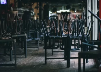 Increasing U.K. Pub Closures Show Impact of Cost Increases