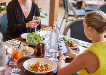 Americans Are Planning on Dining out More: Doggy Bags, Happy Hours and Value Meals Surge in Popularity