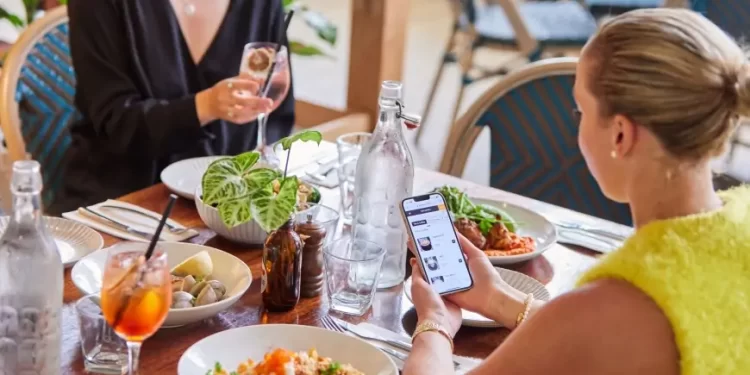 Americans Are Planning on Dining out More: Doggy Bags, Happy Hours and Value Meals Surge in Popularity