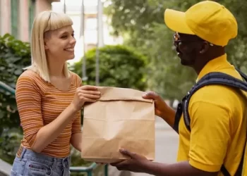 First-Party Apps Lead in Personalization, C-Stores Gain on Restaurants