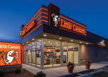 Little Caesars Signs 10-store Restaurant Agreement to Expand in New York City