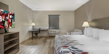 Red Roof Inn La Porte Opens — LODGING