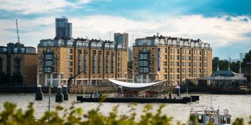 a&o Hostels enters London with Docklands hotel acquisition