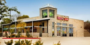 Dine Brands Agrees to Acquire Fuzzy’s Taco Shop