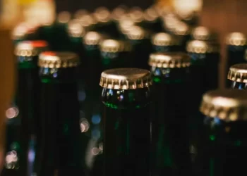 Gen-Z Shunning Alcohol for ‘Dry’ Parties As They Prioritise Exercise and Wellbeing