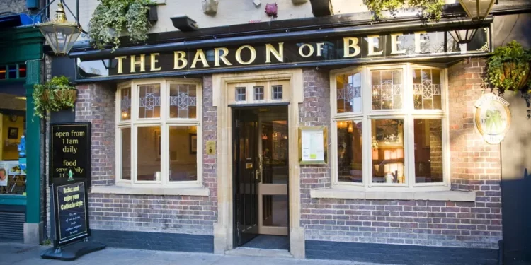 Demand for U.K. Hospitality Workers Soars by 46%