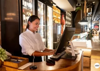 From Chaos to Control: The Restaurant Playbook for Managing Complex, Multi-Component Events