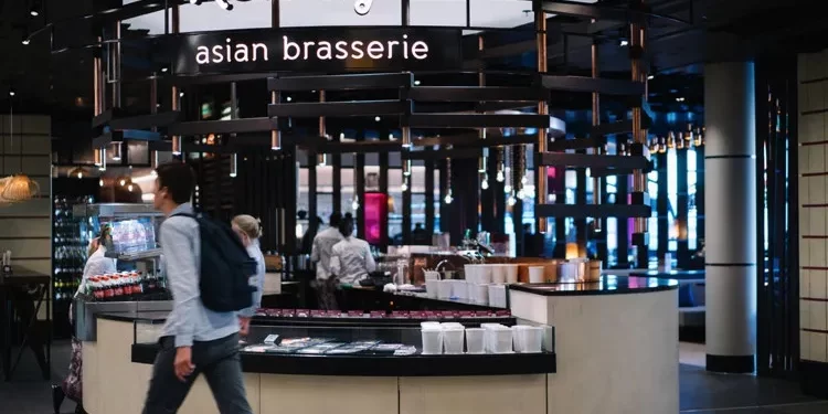 HMSHost International: A Glance into Schiphol Airport, One of the Largest Simphony Point-of-Sale Sites in the World – By Tasmin Boyce