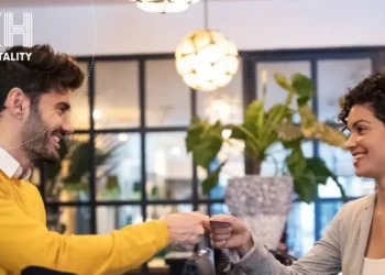 UKHospitality Reports Third of Businesses to Reduce Opening Hours over Christmas Due to Staff Shortages