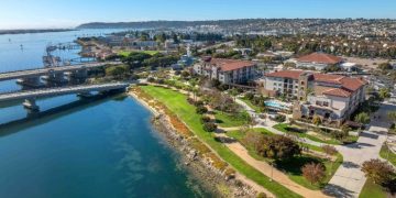 JLL Arranges Refinancing for Dual-Branded Hotel Portfolio