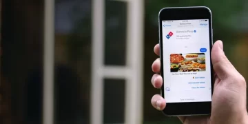 Domino’s Launches Facebook Messenger Ordering in the U.S.