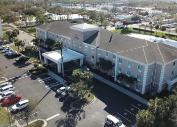 Marcus & Millichap Brokers Sale of Florida Hotel