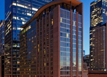 JLL Arranges Refinancing for Dual-Brand Hotel Portfolio in Chicago