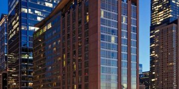 JLL Arranges Refinancing for Dual-Brand Hotel Portfolio in Chicago