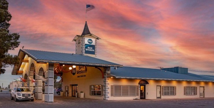 Marcus & Millichap Announces Sale of Best Western Swiss Clock Inn — LODGING