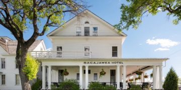 Marcus & Millichap Announces Sale of Sacajawea Hotel