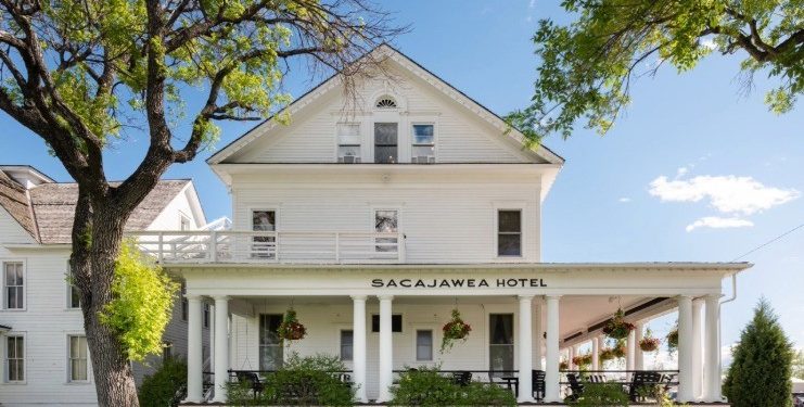 Marcus & Millichap Announces Sale of Sacajawea Hotel
