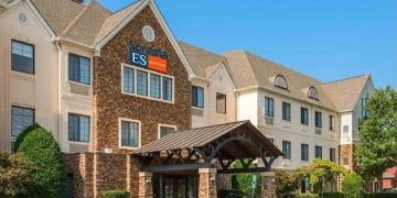 Marcus & Millichap Brokers Sale of Charlotte Hotel Property