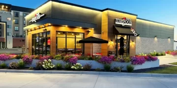 Huey Magoo’s Signs 12-Restaurant Development Agreement in Texas and Alabama