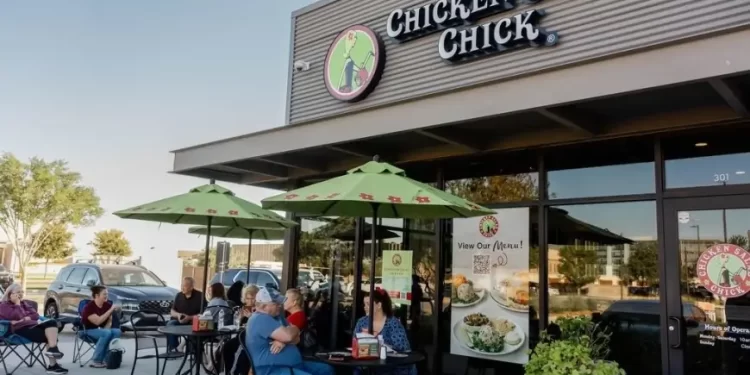Chicken Salad Chick Signs Six-Unit Franchise Agreement for Las Vegas Market