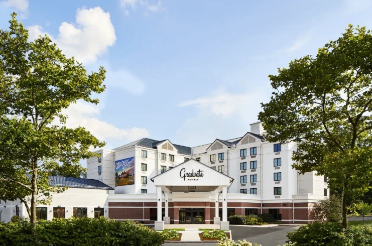 West Anderson Partners Acquires Graduate by Hilton Storrs