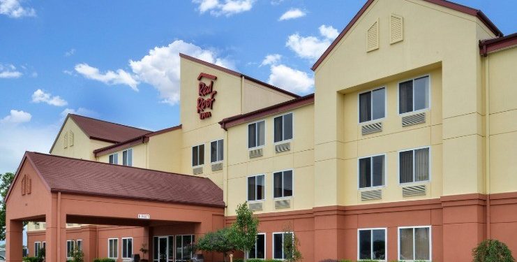 Laurel Real Estate Co. Arranges Sale of Red Roof Inn Clyde