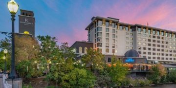 Noble Acquires Arizona Hotel